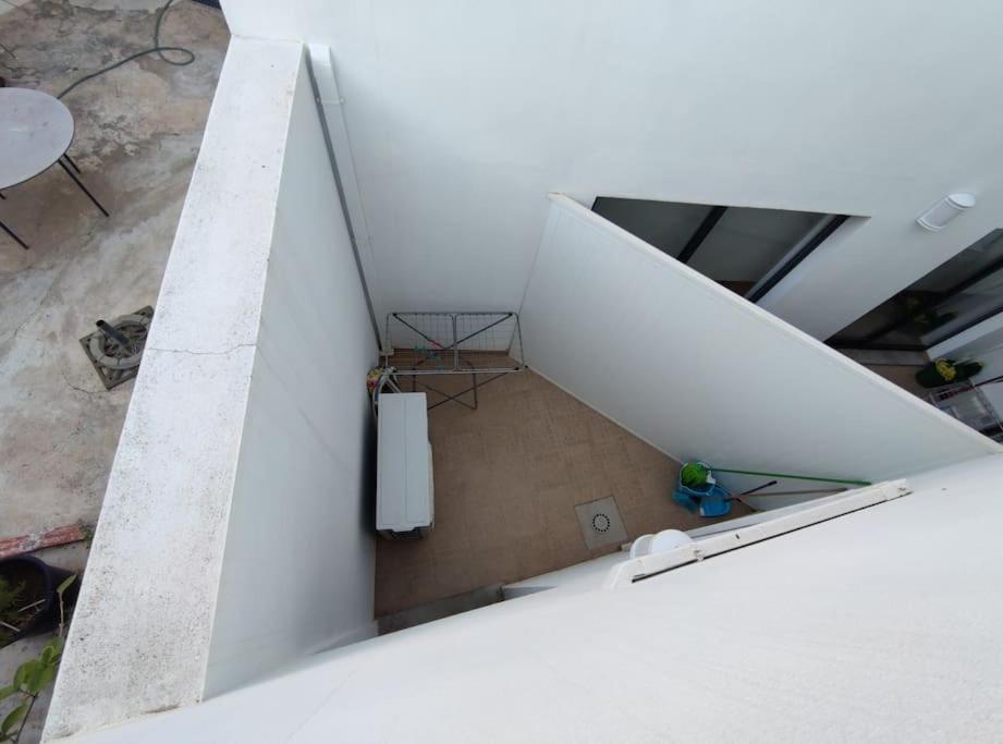 Typical House Faro Downtown Private Entranceヴィラ エクステリア 写真
