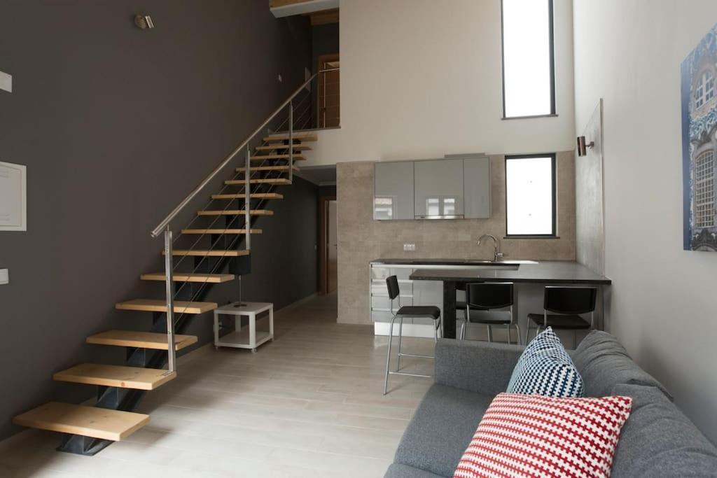 Typical House Faro Downtown Private Entranceヴィラ エクステリア 写真